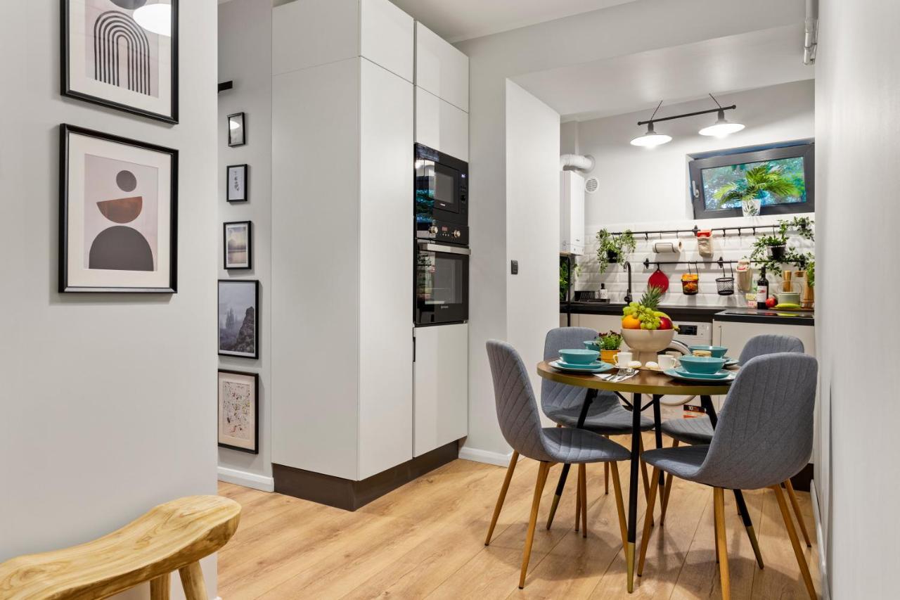 Апартаменты Tova Pearl Ultracentral - Romana Square Subway Бухарест Экстерьер фото